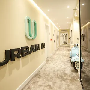 **** Otel Urbanin & Arnavutluk