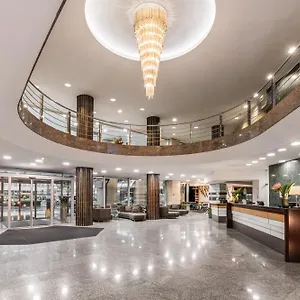 **** Otel Eurostars Uhotel Slovenya