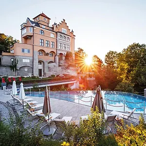 Schloss Moenchstein 5* Зальцбург